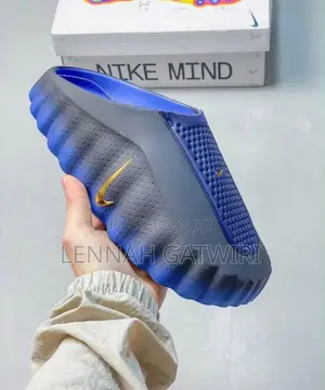 Nike Crocs - Men's Sports Wear
