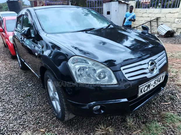 Nissan Dualis 2010 Nyeusi - 1