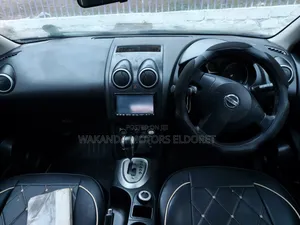 Nissan Dualis 2010 Nyeusi