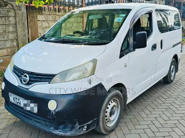 Nissan NV200 2011 Automatic - 1