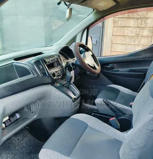 Nissan NV200 2011 Automatic