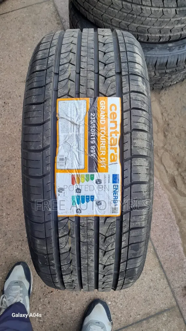 Matairi ya Centara 235/50R19 kwa Magari ya Abiria/Utendaji - 1