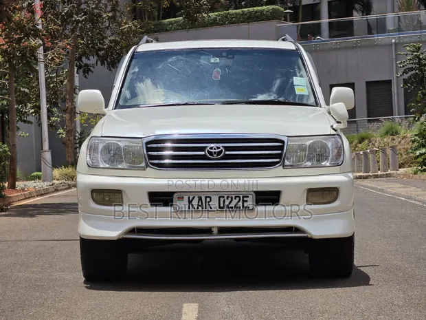 Toyota Land Cruiser 1999 Nyeupe - 1