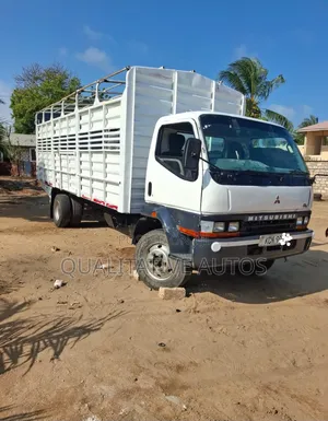 Mitsubishi FH 2017 Nyeupe Lori la Taka