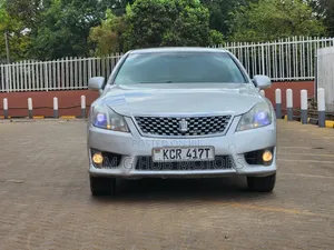 Toyota Crown Athlete 2011 Silver