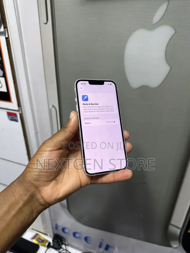Apple iPhone 13 128GB Nyeupe - 1