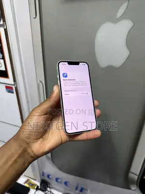 Apple iPhone 13 128GB White