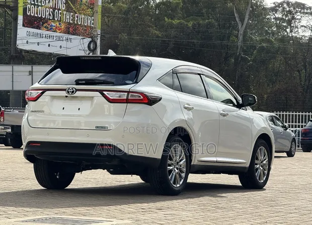 Toyota Harrier 2.0 2019 White - 1