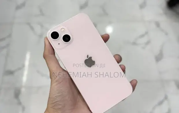 Apple iPhone 13 256GB Pink - 1