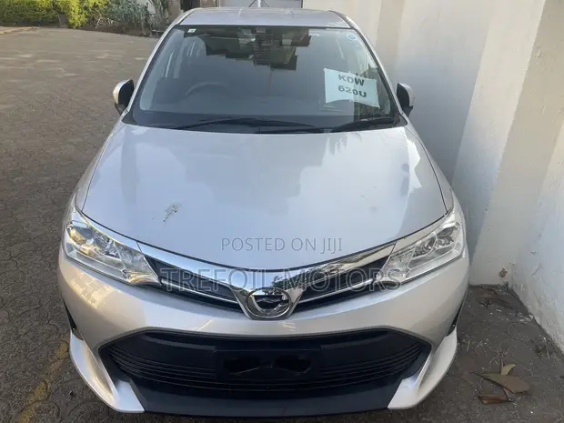 Toyota Axio 1.5 X 2WD 2018 Silver - 1