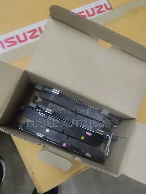 Genuine Isuzu D-MAX Brake Pads (New Model TFR86) - 1
