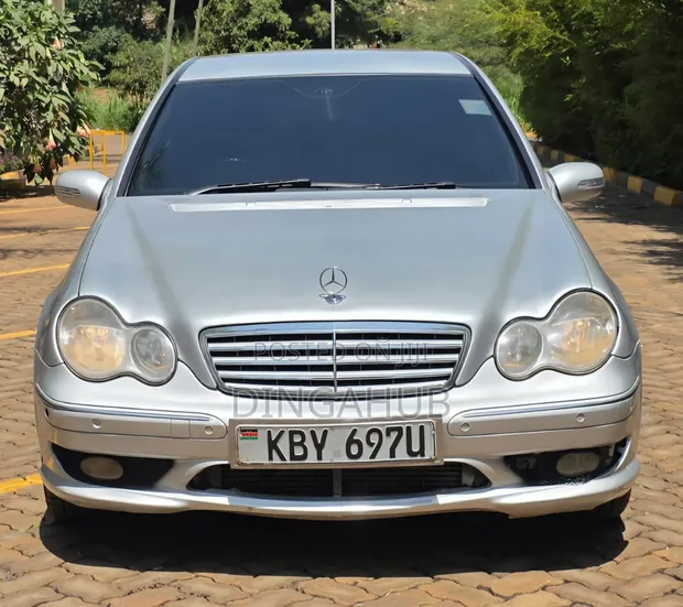 Mercedes-Benz C180 2007 Silver - 1