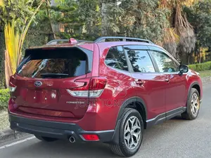 Subaru Forester Base AWD 2019 Maroon