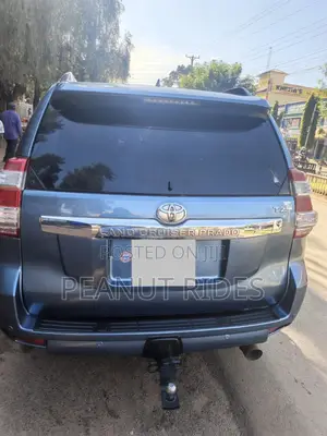 Toyota Land Cruiser Prado 4.0 Petrol TZ-G 2010