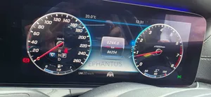 Mercedes-Benz E200 AMG Line 2016