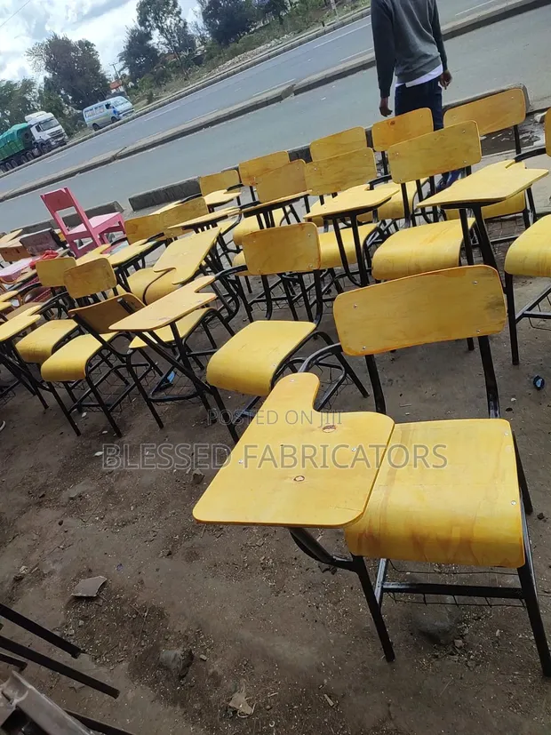 Lectures Chair - Brand New - 1