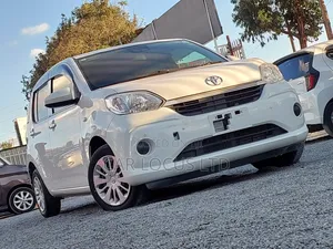 Toyota Passo 2019 White