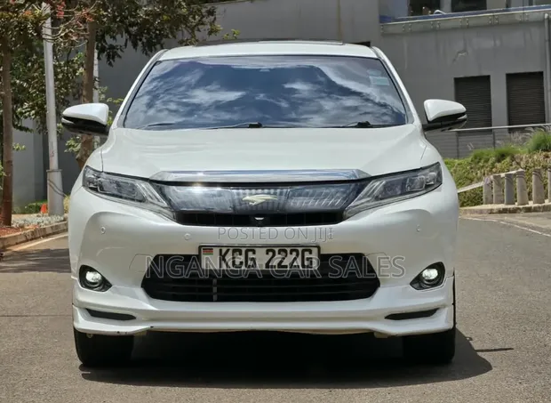 Toyota Harrier 2014 White - 1