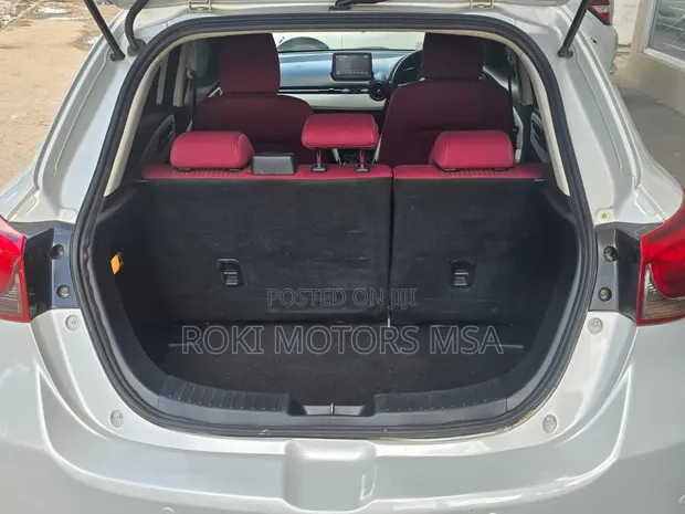 Mazda Demio 2018 Gray - 1