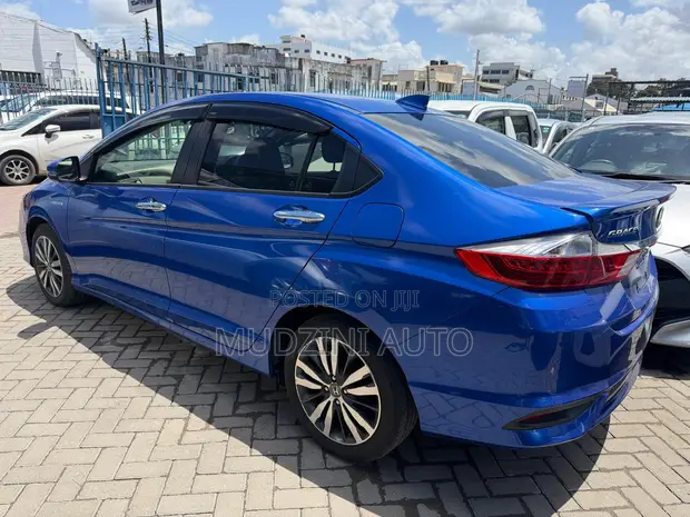 Honda Grace 1.5 Hybrid FWD 2020 Blue - 1