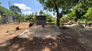 Plot for Sale in Kaoyeni Centre