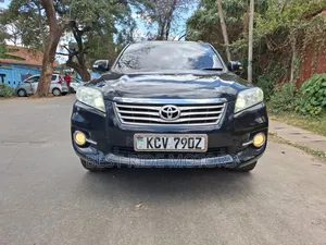 Toyota Vanguard 2013