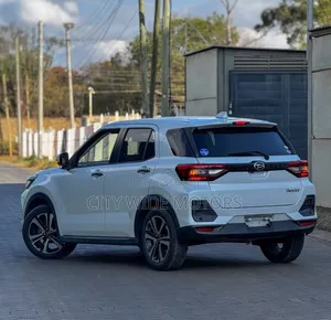 Toyota Raize 1.0 FWD 2019 White