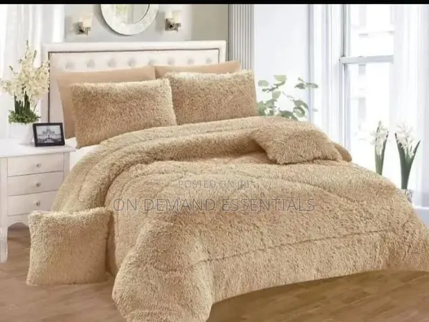 Fluffy Duvet Set (6x7) - 1
