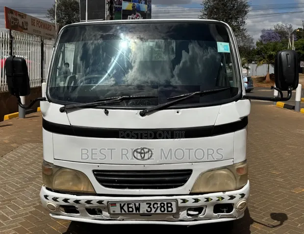 Toyota Dyna 2006 Manual Diesel Mini Truck - 1
