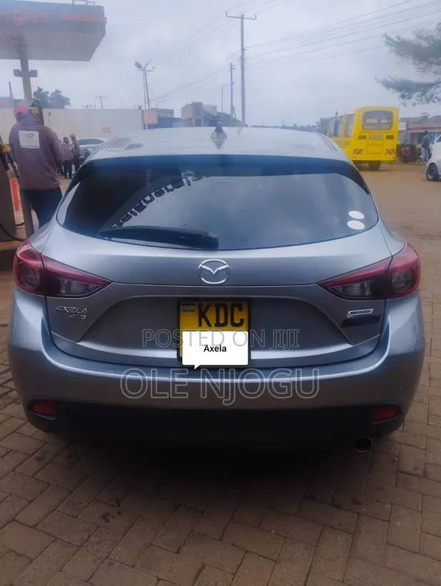 Mazda Axela SV Premium 2014 Kijivu - 1