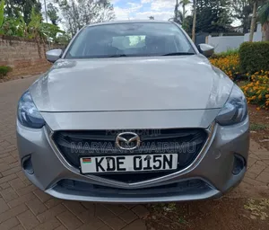 Mazda Demio 2015 Kijivu