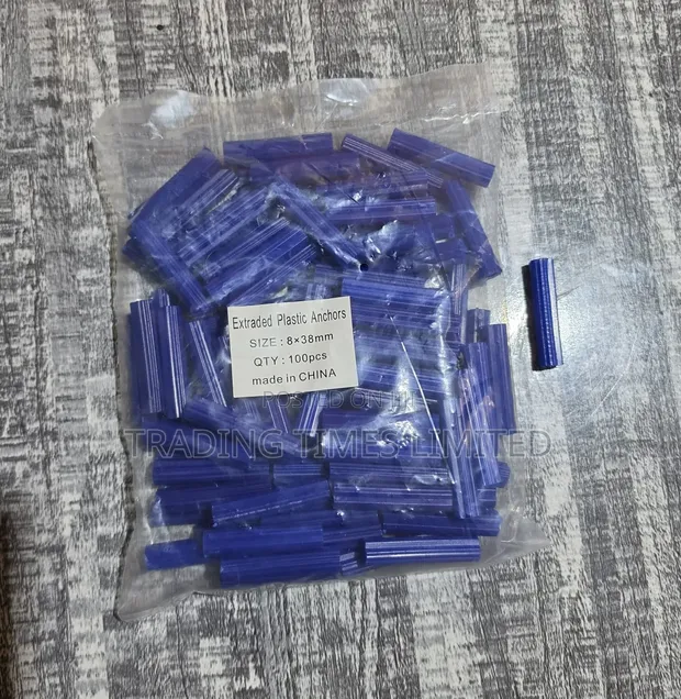 Heavy-Duty Plastic Wall Plugs Anchors 8x38mm (100pcs) - 1