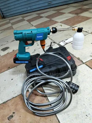 Makita 88V Cordless Pressure Washer with 2 Batteries