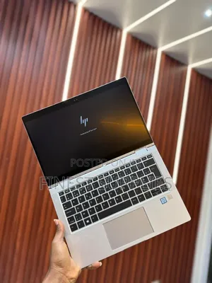 Laptop HP 14-ep0063 4GB RAM Intel Pentium 160GB HDD+SSD