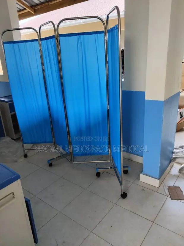 4-Fold Patient Privacy Ward Screen - 1