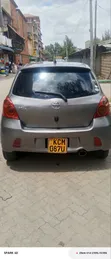 Toyota Vitz 1.5 FWD 5dr 2012 Grey - 2