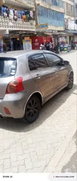 Toyota Vitz 1.5 FWD 5dr 2012 Grey - 3