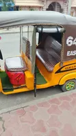Bajaj RE 2022 Yellow - 2