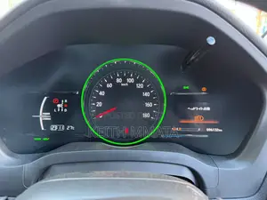 Honda Vezel 1.5 Hybrid RS 2019 Nyeupe