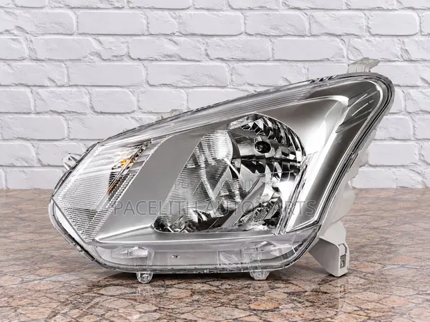 Isuzu D-Max Headlight (2016-2018) - 1
