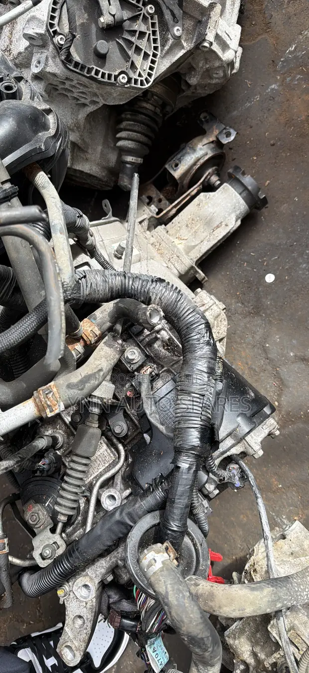 Toyota Passo 4WD Gearbox (Used) - 1