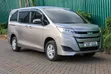 Toyota Noah 2017 Kijivu - 1