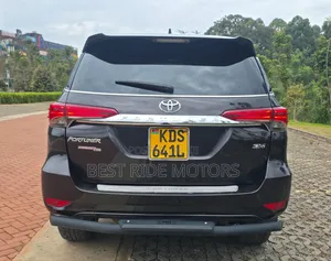 Toyota Fortuner 2.4 D AWD 2018