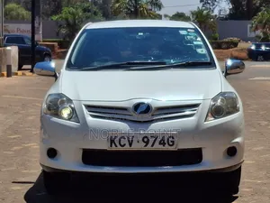 Toyota Auris 2012 White