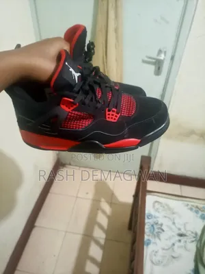 Air Jordan 4 Bred Sneakers - Size 44