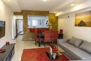 Apartment ya Vyumba 3 kwa Uuzaji Malibu Court, Royal Park Estate