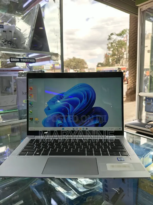 HP EliteBook 1030 Laptop - 16GB RAM, 512GB SSD - 1