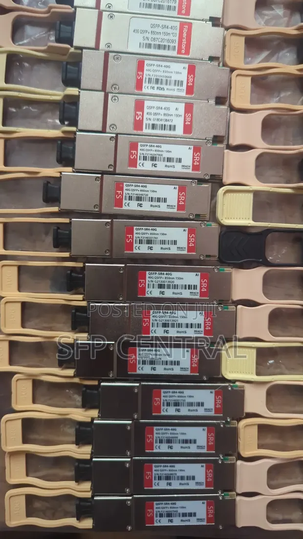 FS QSFP-40G SR4 850nm 150m kwa HP/Aruba Switches - 1