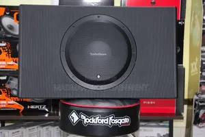 Rockford Fosgate P300 10" Powered Subwoofer