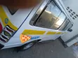 Toyota HiAce 2005 Nyeupe - 5